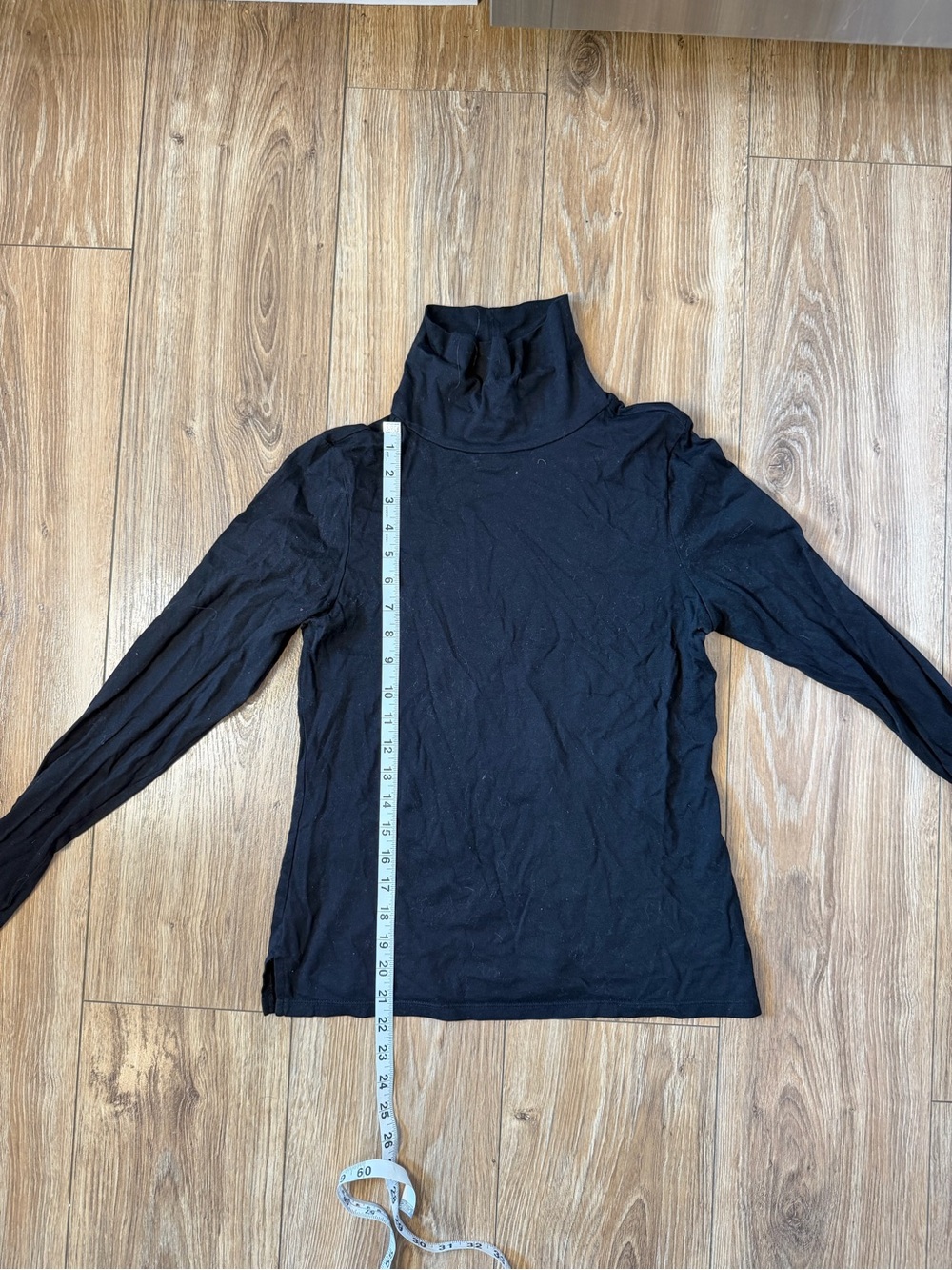 Old Navy Black Women's Long-Sleeve Turtleneck Top